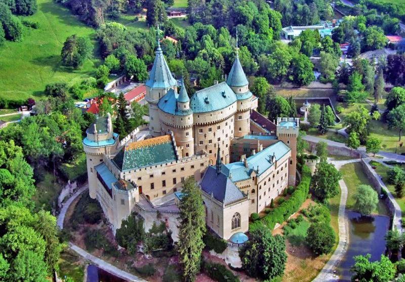 Hotel Adria Nová Dubnica Eksteriør bilde