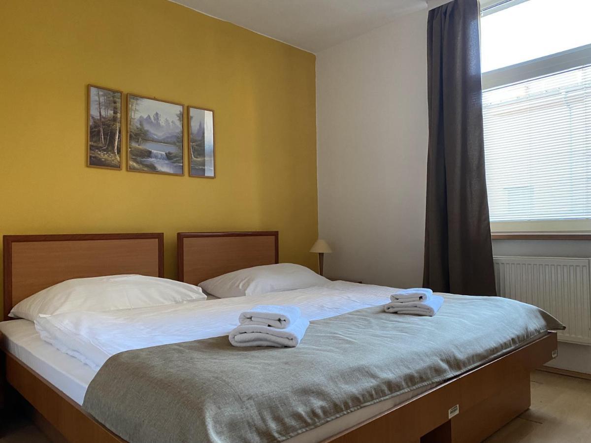 Hotel Adria Nová Dubnica Eksteriør bilde