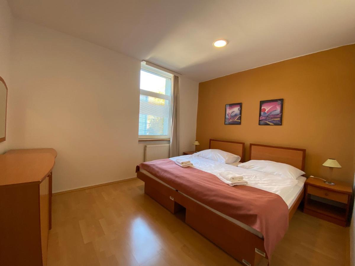 Hotel Adria Nová Dubnica Eksteriør bilde