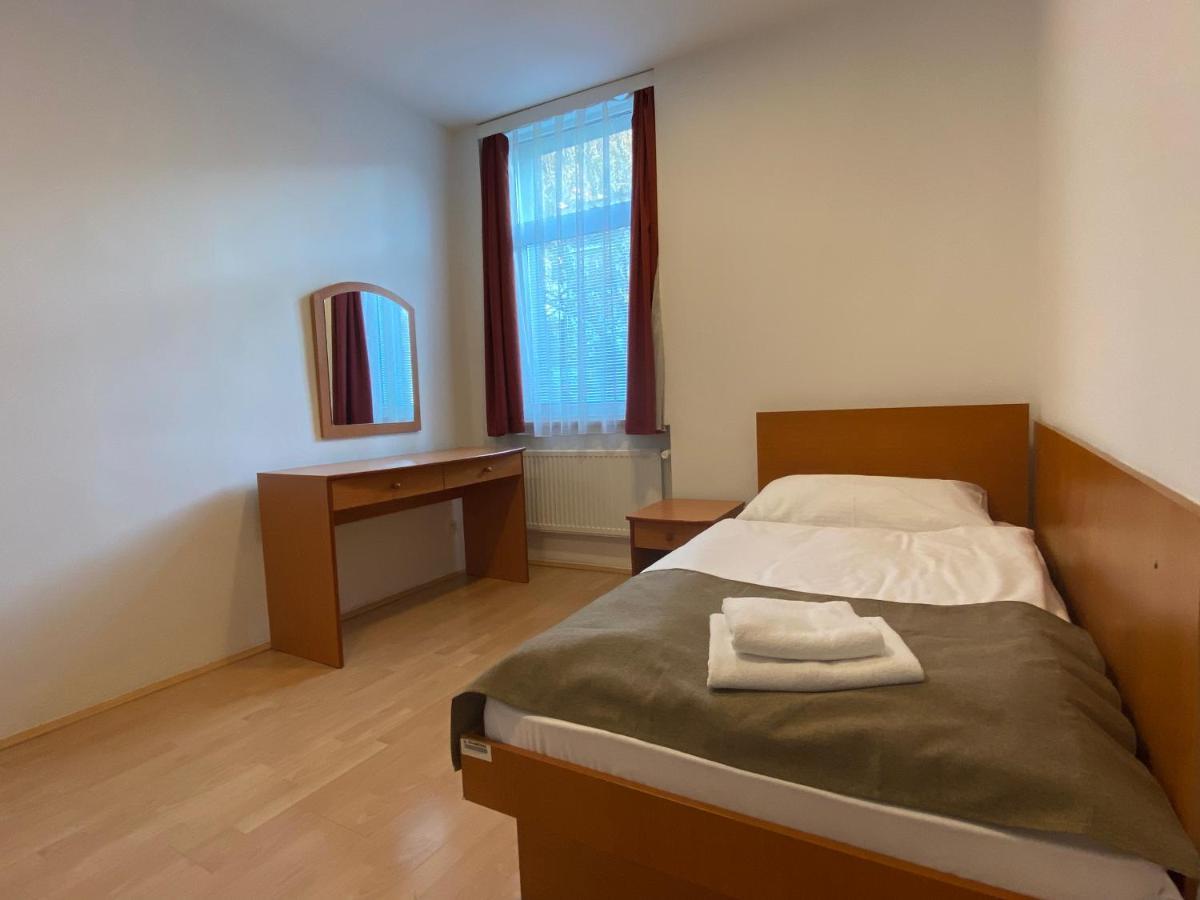 Hotel Adria Nová Dubnica Eksteriør bilde