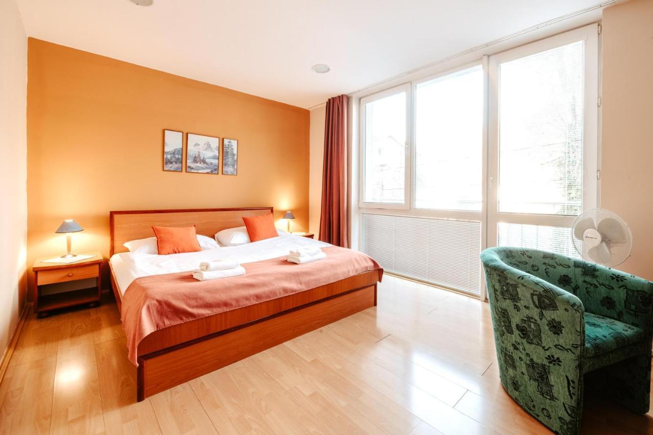 Hotel Adria Nová Dubnica Eksteriør bilde