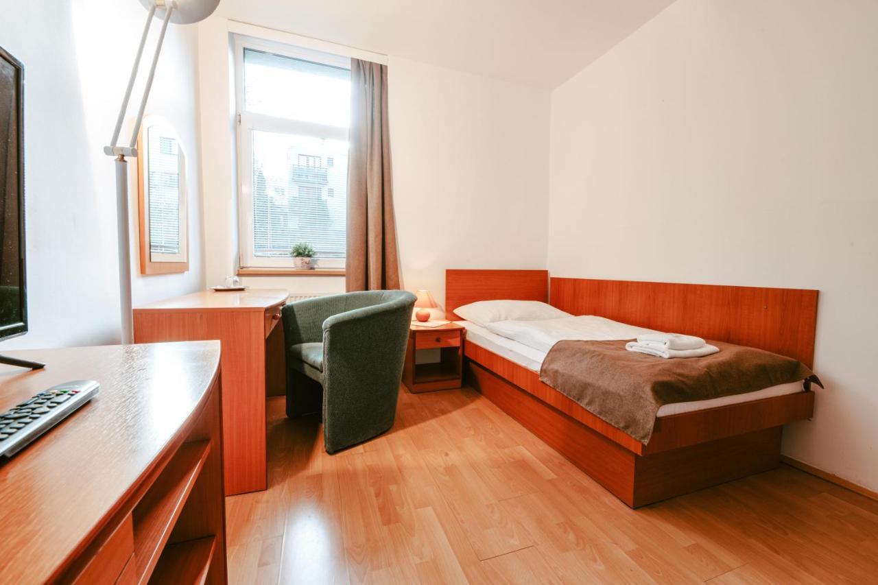 Hotel Adria Nová Dubnica Eksteriør bilde