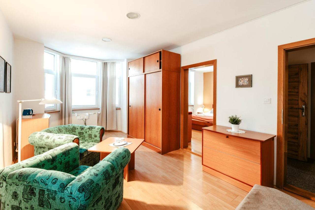 Hotel Adria Nová Dubnica Eksteriør bilde