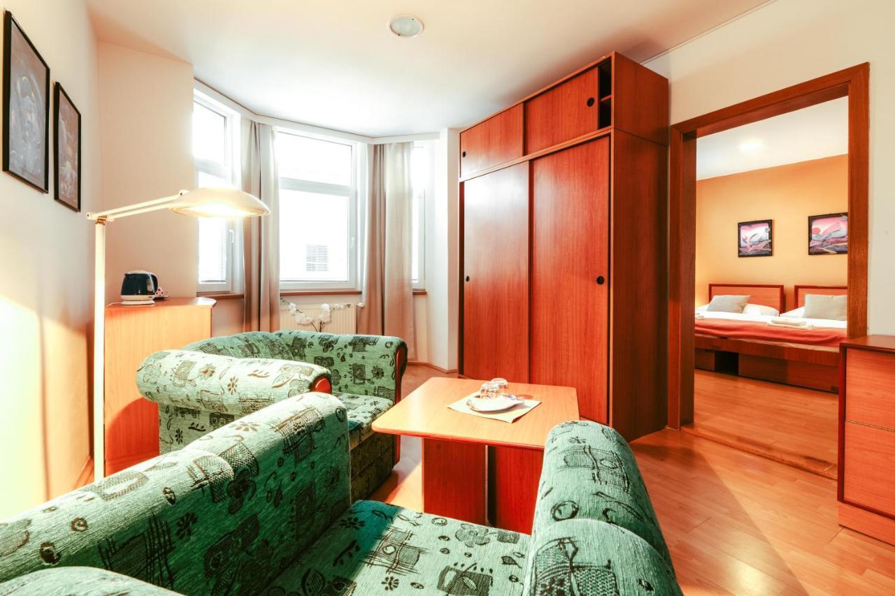 Hotel Adria Nová Dubnica Eksteriør bilde