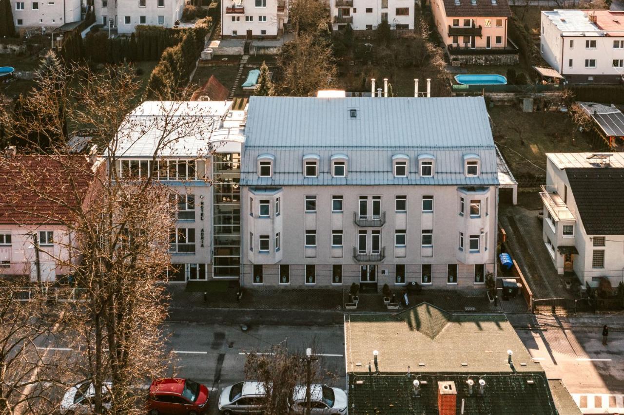Hotel Adria Nová Dubnica Eksteriør bilde